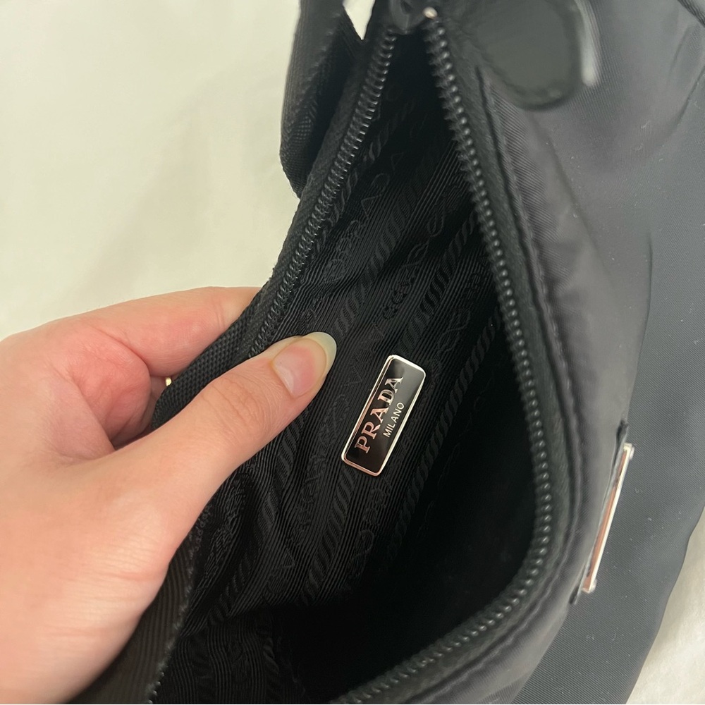 Prada Re-Nylon Re-Edition 2000 Mini-Bag - Picture 8 of 10